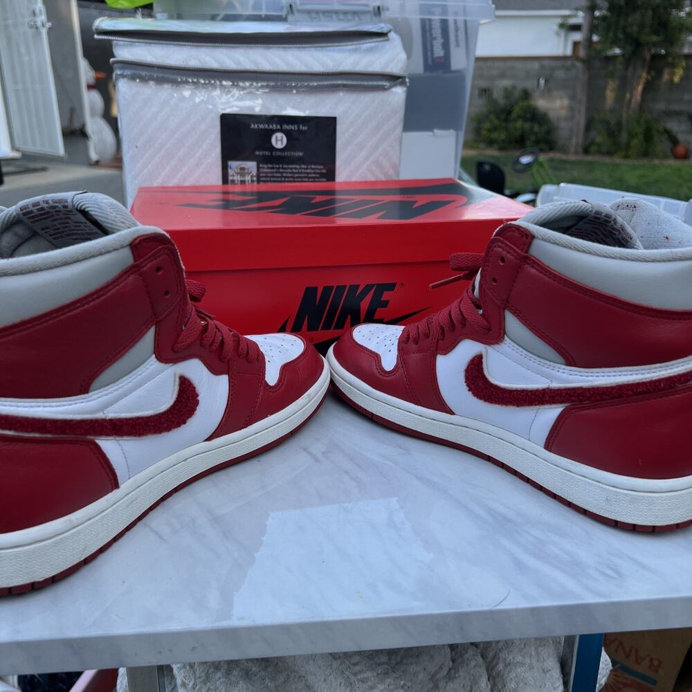 Nike Air Jordan 1 High OG Newstalgia Varsity Red DJ4891-061 Size 8,5 - Picture 7 of 13
